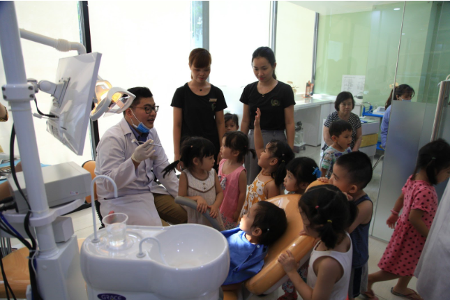 PEDIATRIC DENTISTRY